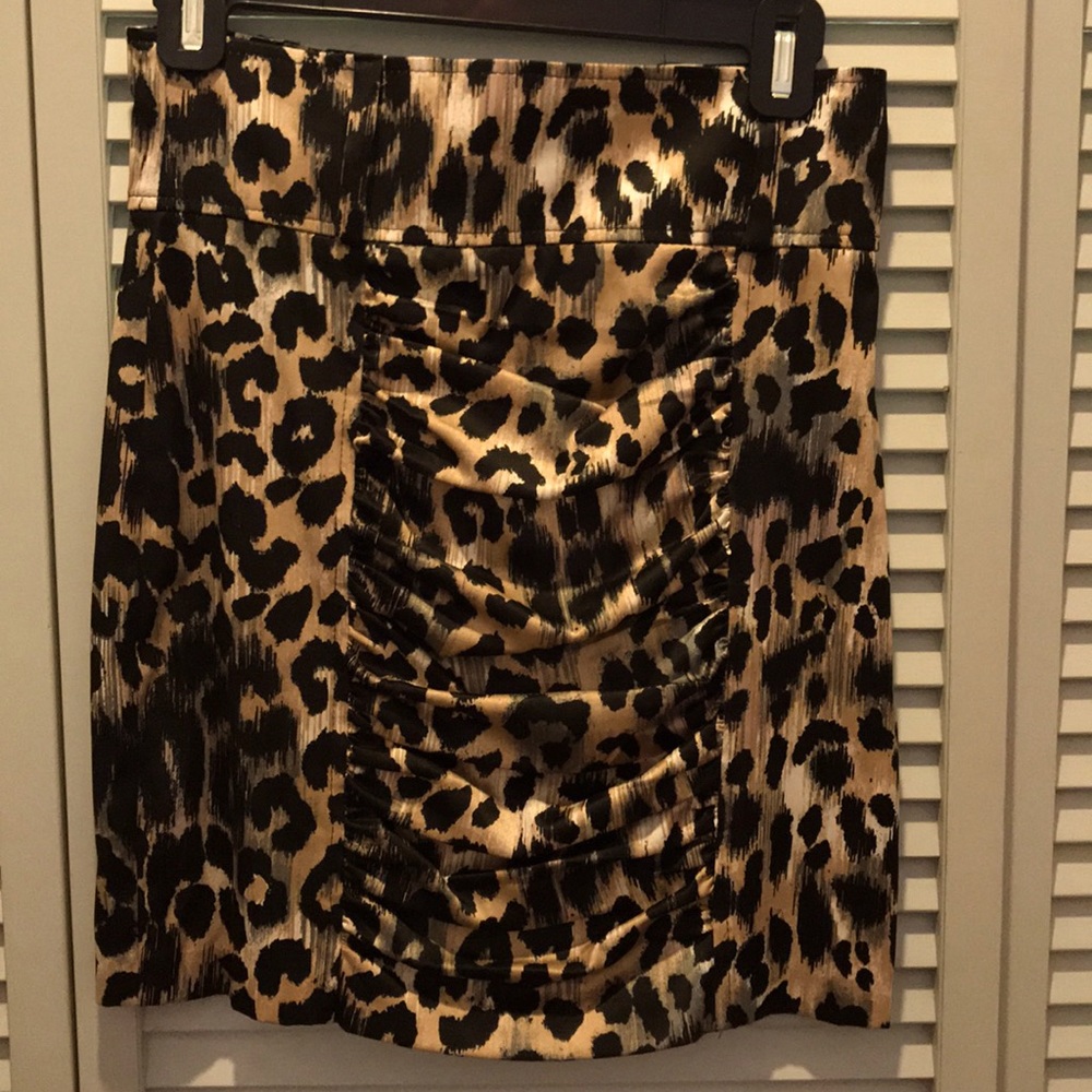 Leopard print skirt